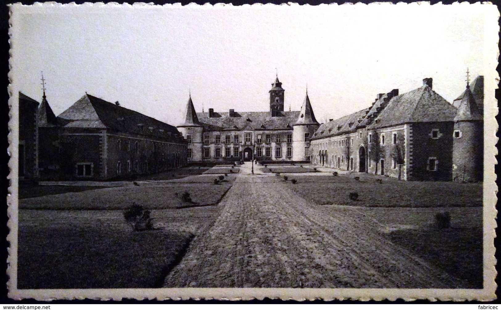 Hoeselt - Château Des Vieux Joncs - La Cour D'honneur Et Façade Est - Höselt