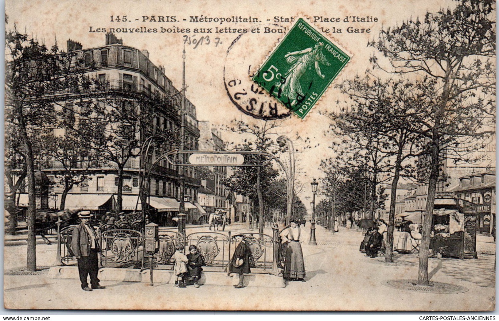 75013 PARIS - Le Métropolitain, Station Place D'Italie - Arrondissement: 13