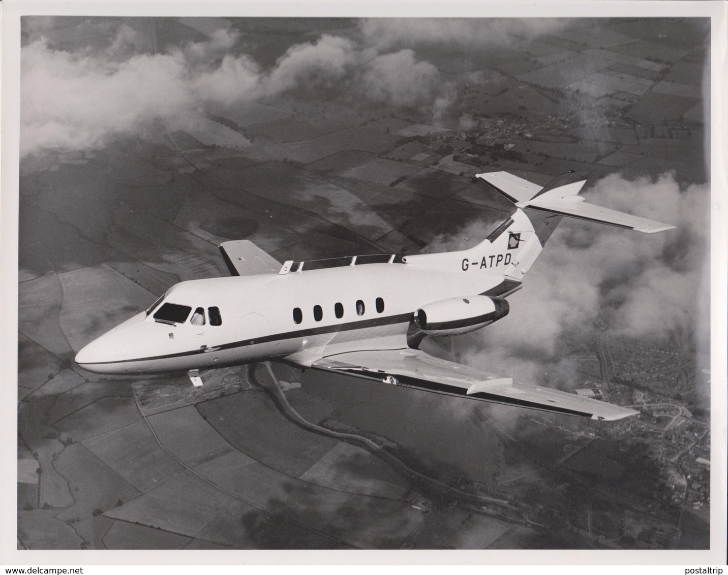 125 Twin Jet   HAWKER SIDDELEY   26  * 20 CM Aviation, AIRPLAIN, AVION AIRCRAFT - Aviación