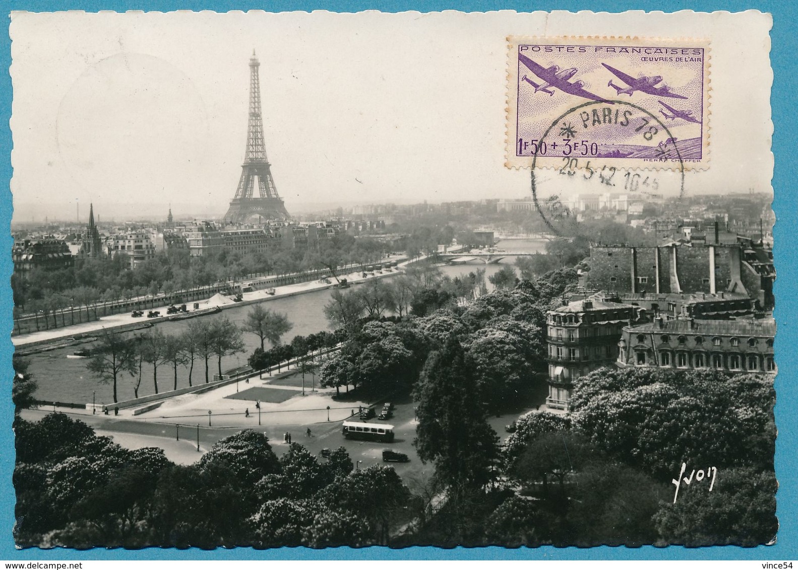 PARIS EN FLANANT - Perspective Sur La Seine, La Tour Eiffel Et Le Palais De Chaillot  - Carte Circulé 1942 Beau Timbre - La Seine Et Ses Bords