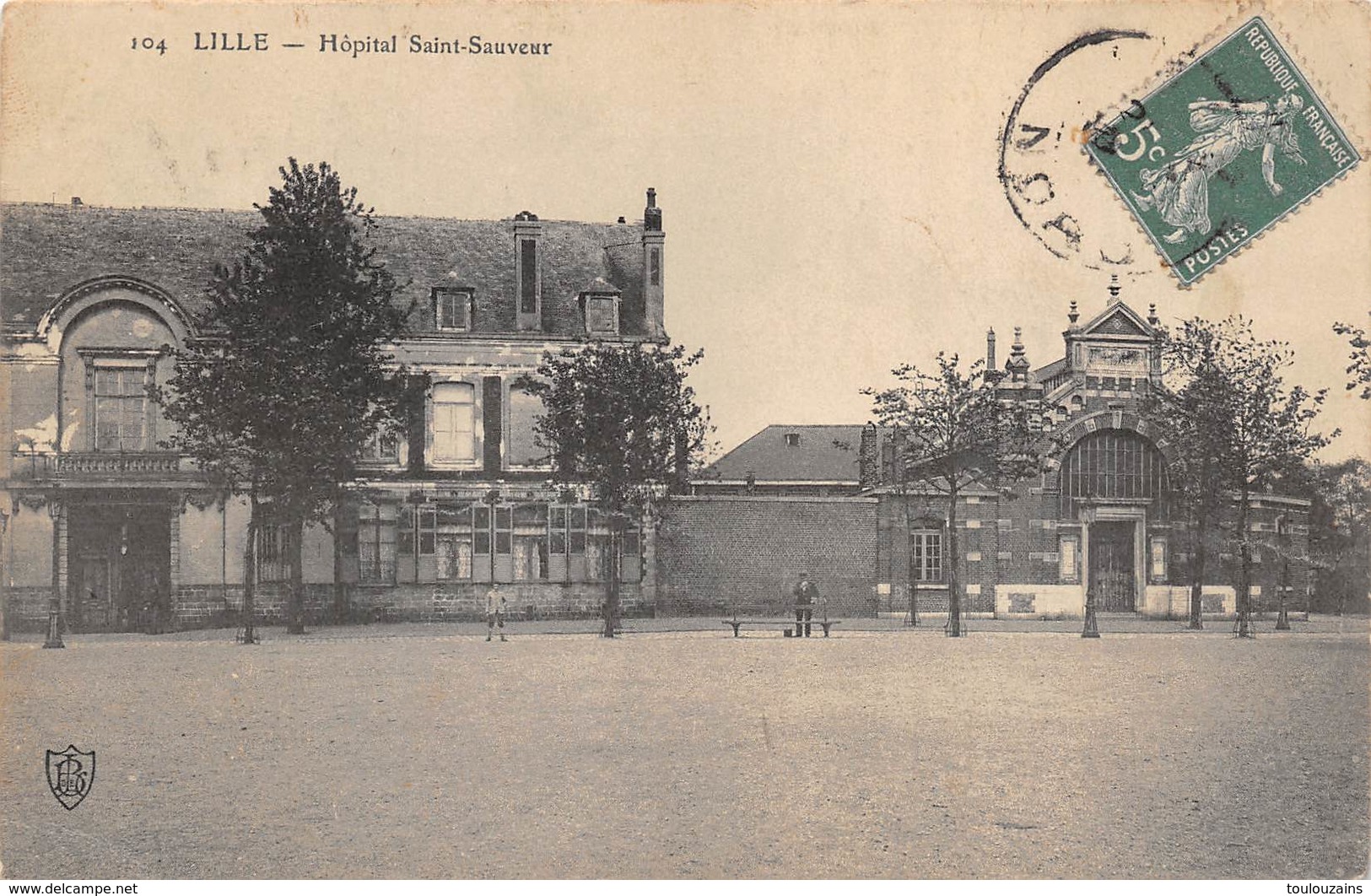 19-5397 : LILLE. HOPITAL SAINT SAUVEUR - Lille