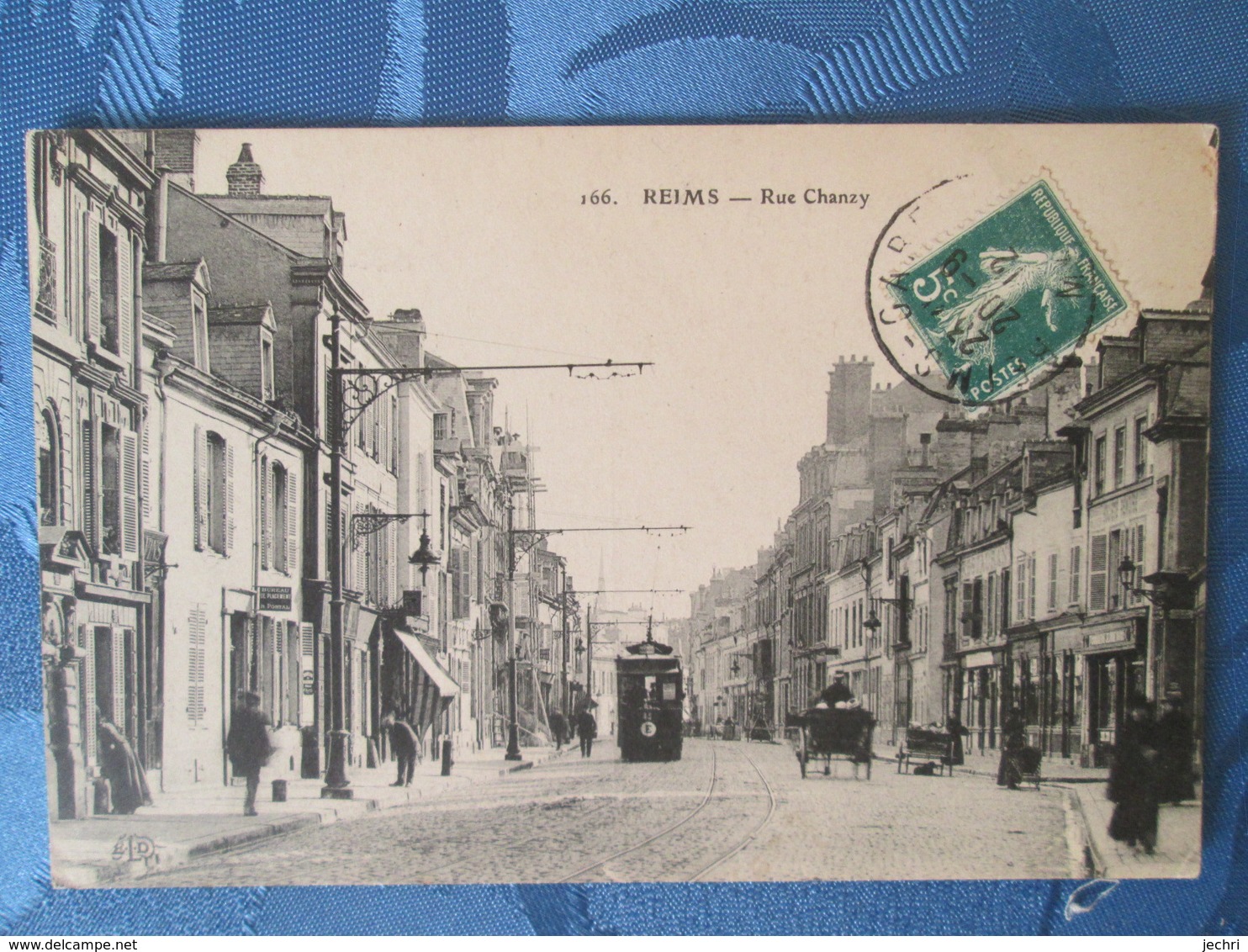 Reims . Rue Chanzy . Tramway - Reims