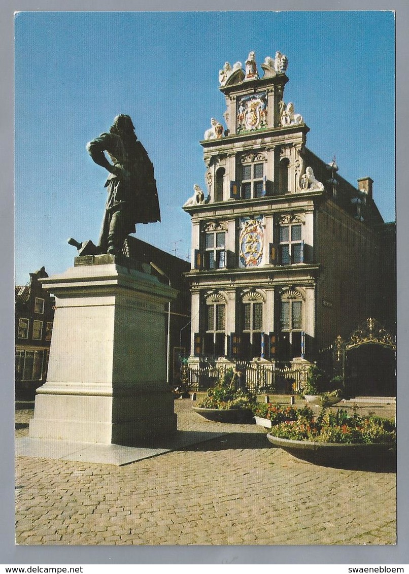 NL.- HOORN. Standbeeld Van Jan Pieterzn, Coen. Westfries Museum. - Sculpturen