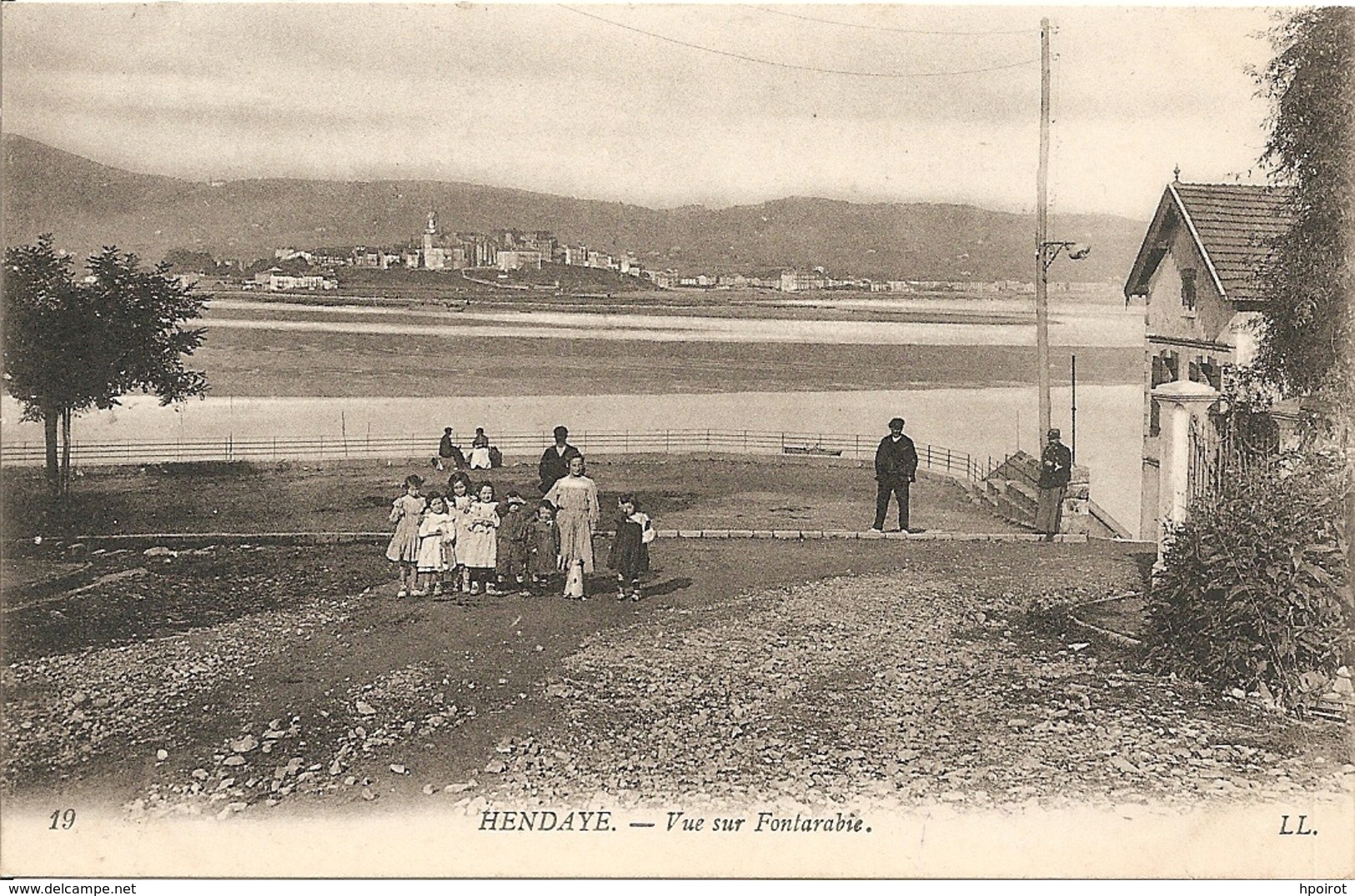 HENDAYE - VUE SUR FONTARABIE - VIAGGIATA - (rif. D48) - Hendaye