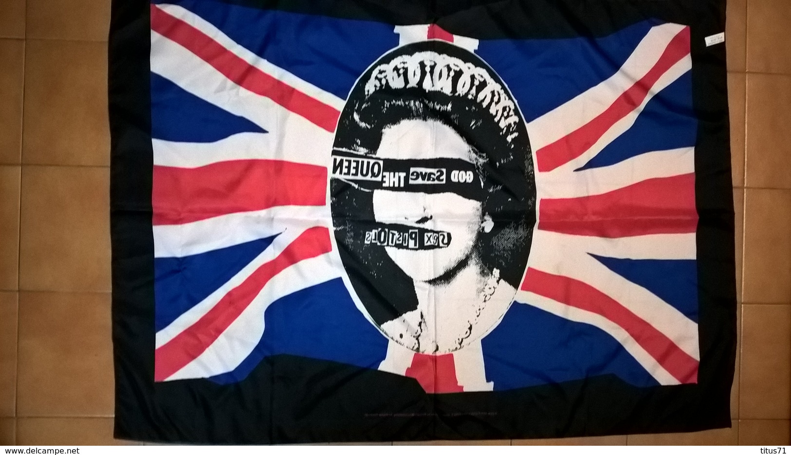 Foulard Sex Pistols - God Save The Queen - 2006 Bravado Marchandising - Très Bon état - Hoofddoeken En Sjaals