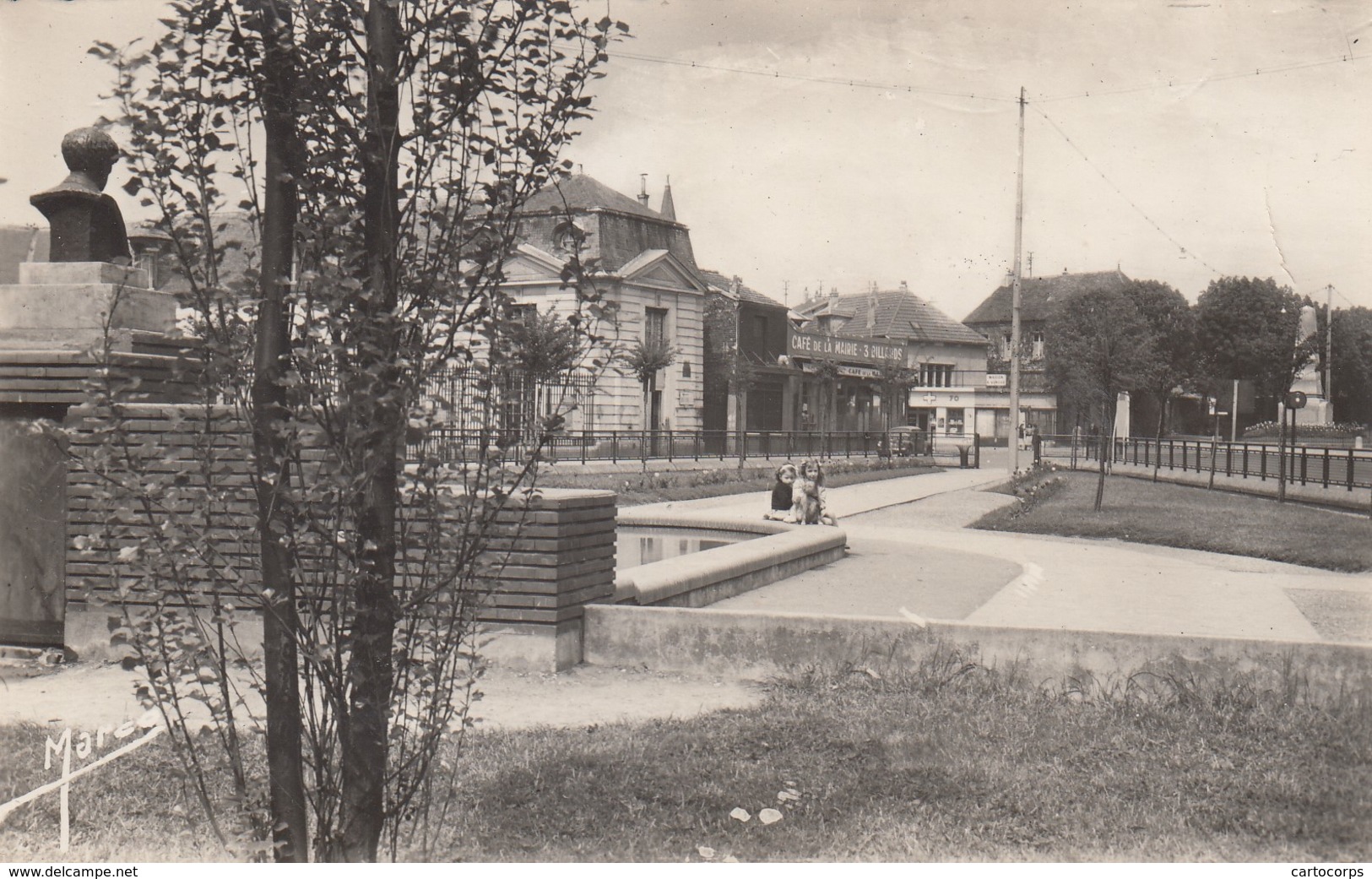 93 - Seine-St-Denis - Stains - La Mairie - Le Parc - Stains