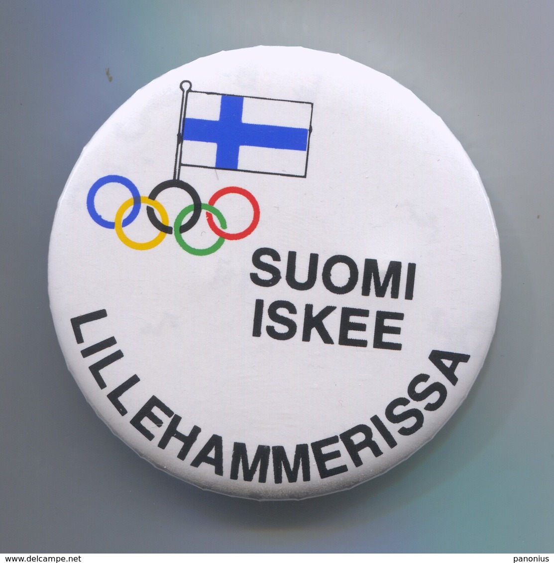 OLYMPIC OLYMPIADE - Finland Suomi Committee, Pin, Badge, Abzeichen, Brooch, D 60 Mm - Bekleidung, Souvenirs Und Sonstige
