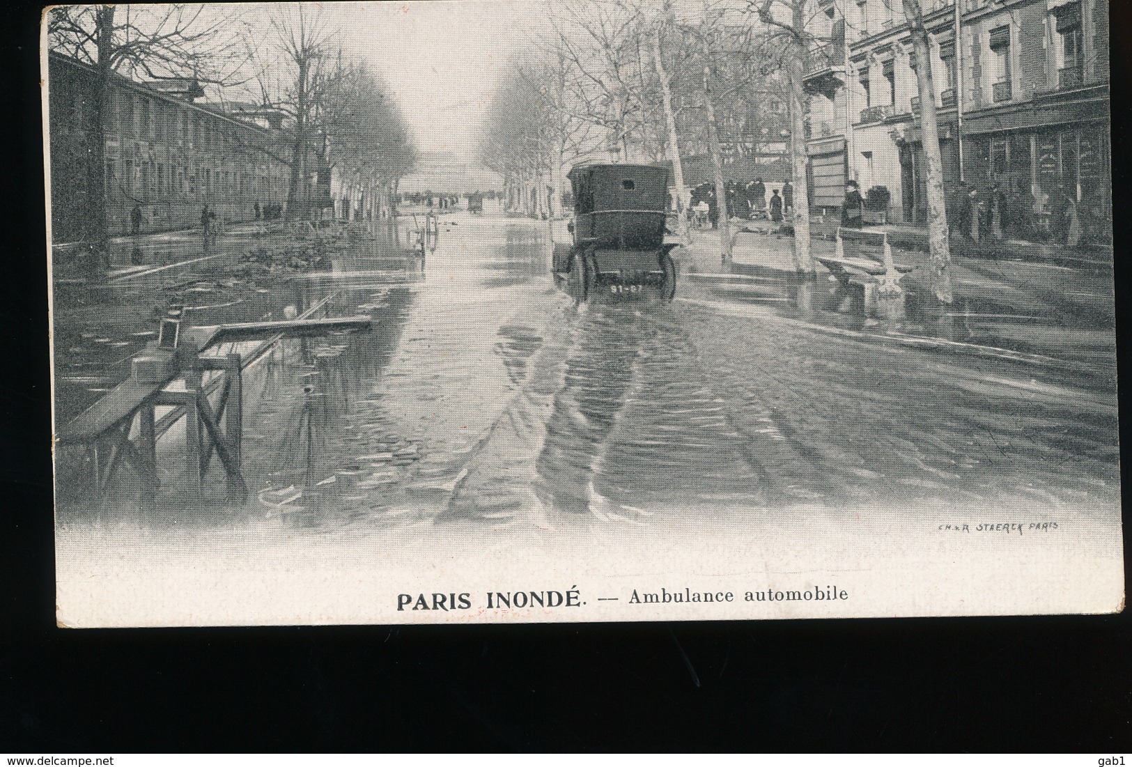 75 -- Paris Inonde -- Ambulance Automobile - Inondations De 1910