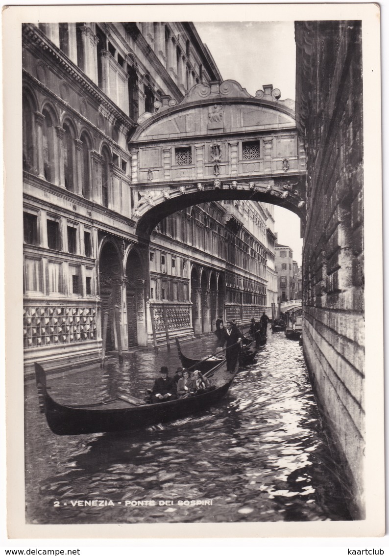 Venezia - Ponte Dei Sospiri - (Traditional Boat) - Venetië (Venice)