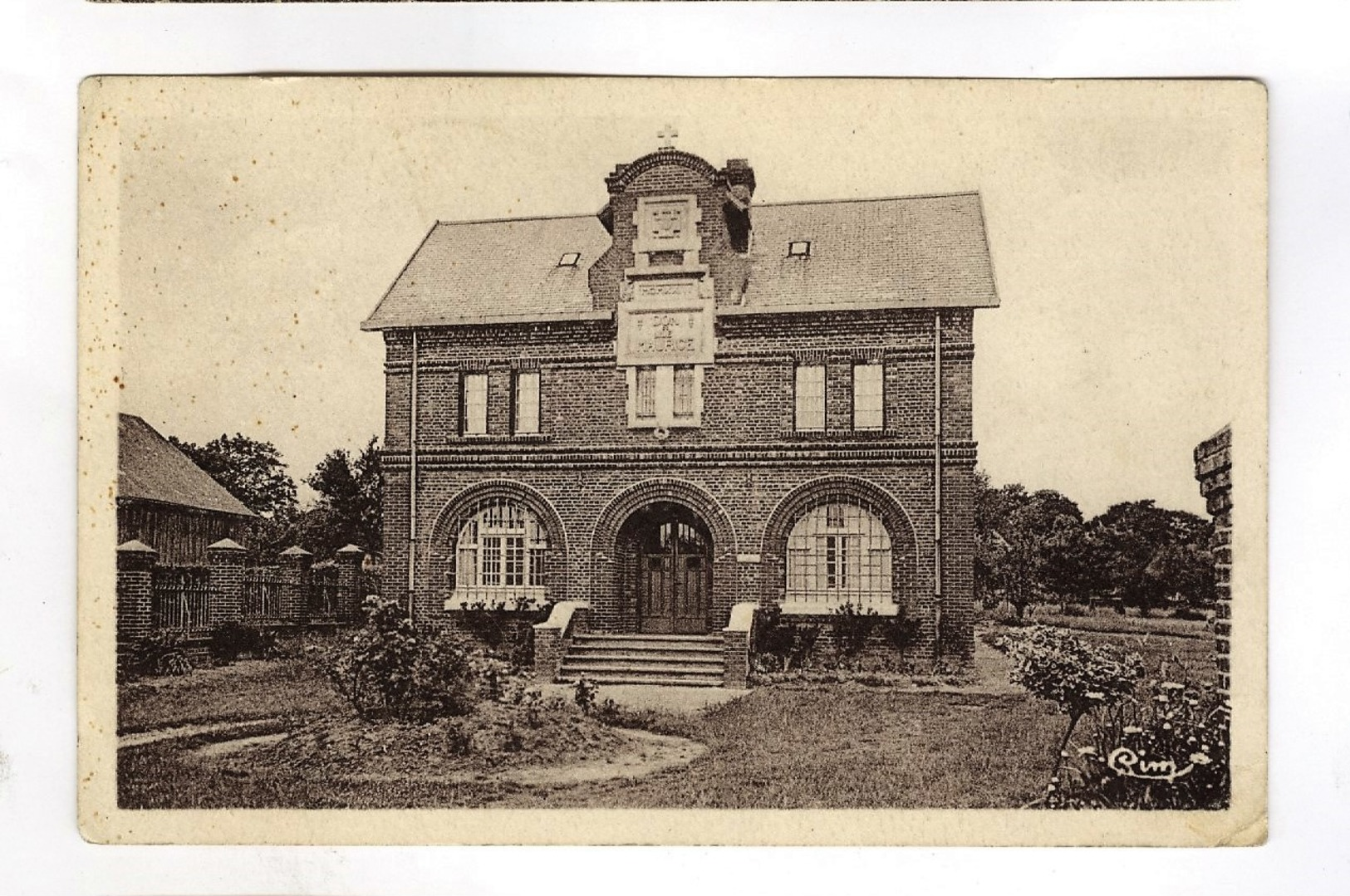 LANDIFAY (Aisne)  Maison St Louis - Vervins