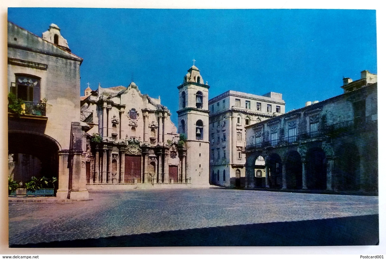 #484   Cathedral Square In HAVANA, Caribbean Sea - CUBA - Postcard 1970's - Autres & Non Classés