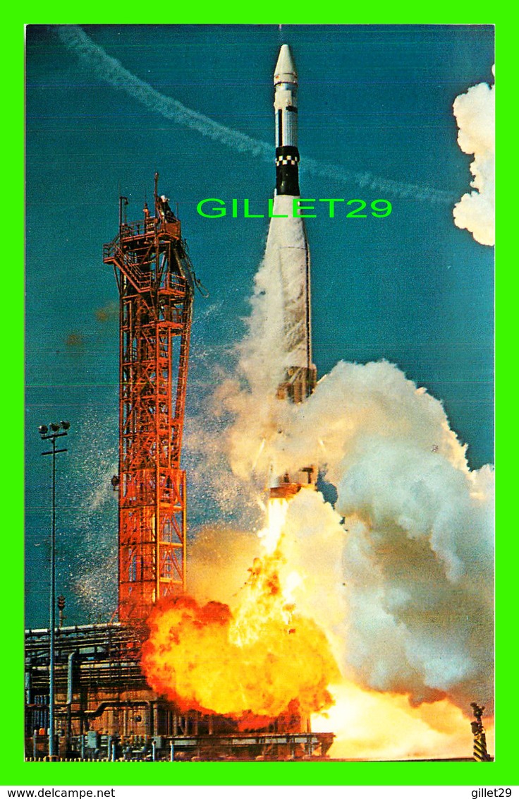 SPACE CENTER, FL - JOHN F. KENNEDY SPACE CENTER,THE ATLAS AGENA LIFTS OFF PAD 14 AT CAPE KENNEDY, 1966 - - Autres & Non Classés
