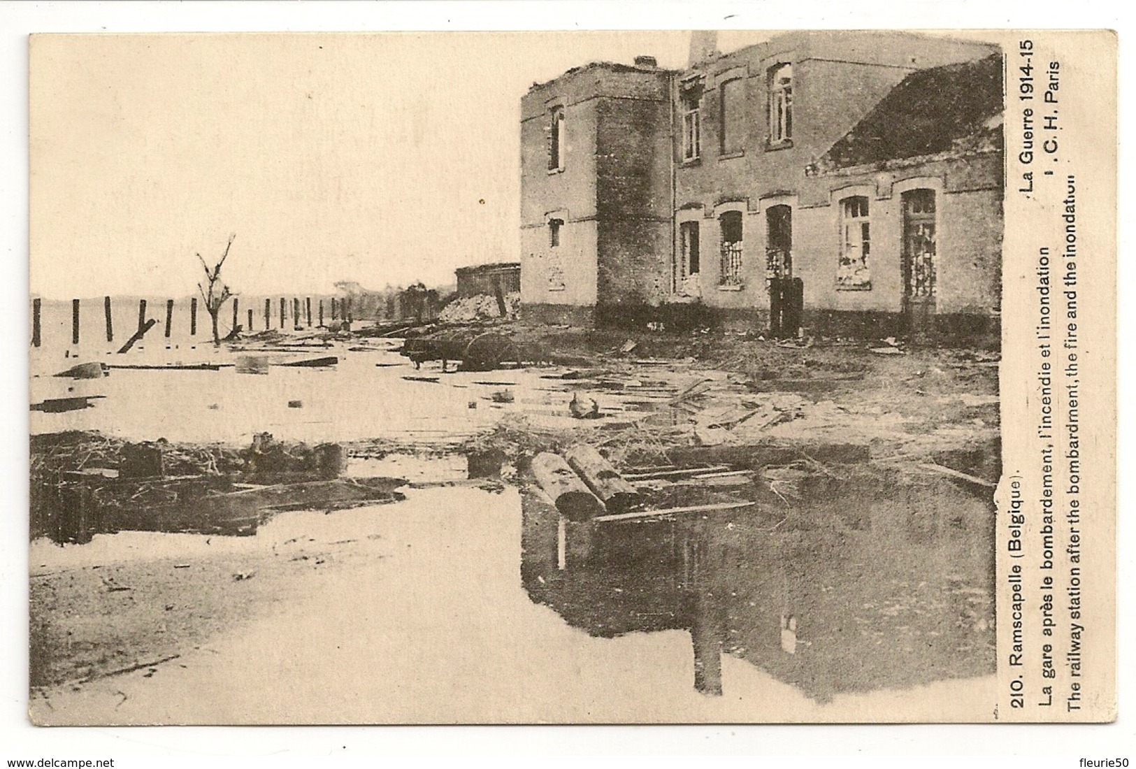 RAMSCAPELLE  (Belgique) La Gare Après Le Bombardement, L'incendie Et L'inondation. La Guerre 1914-15. - Nieuwpoort