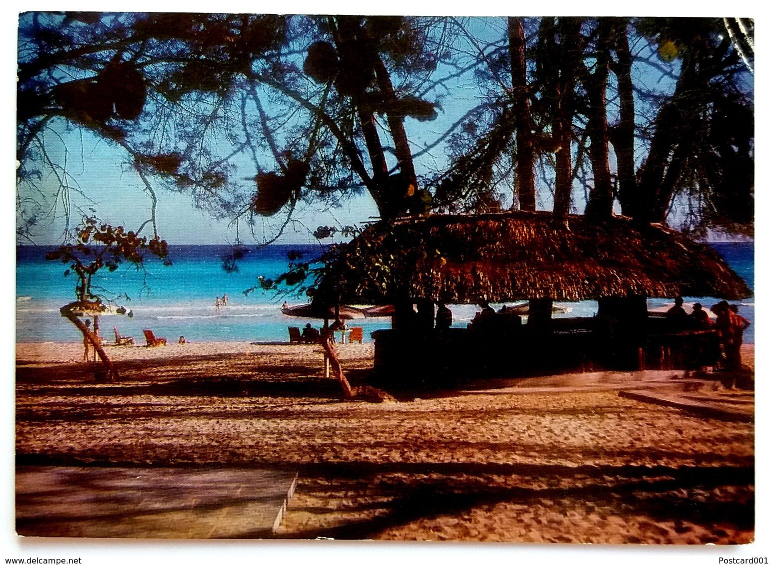 #484  Bar And Beach In Front Of Hotel ''Kawama'' In VARADERO - CUBA, Caribbean Sea  - Postcard - Autres & Non Classés