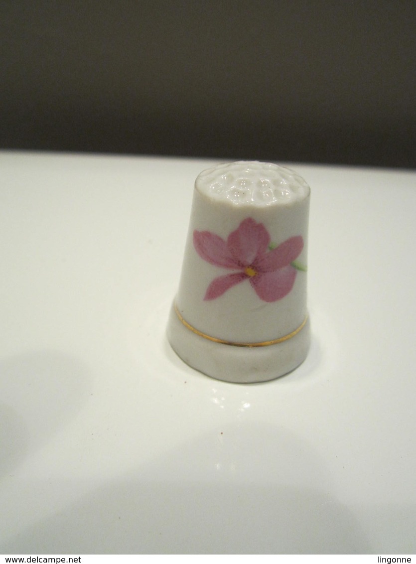 Dé à Coudre De Collection Yves ROCHER En PORCELAINE Fleur - Dés à Coudre