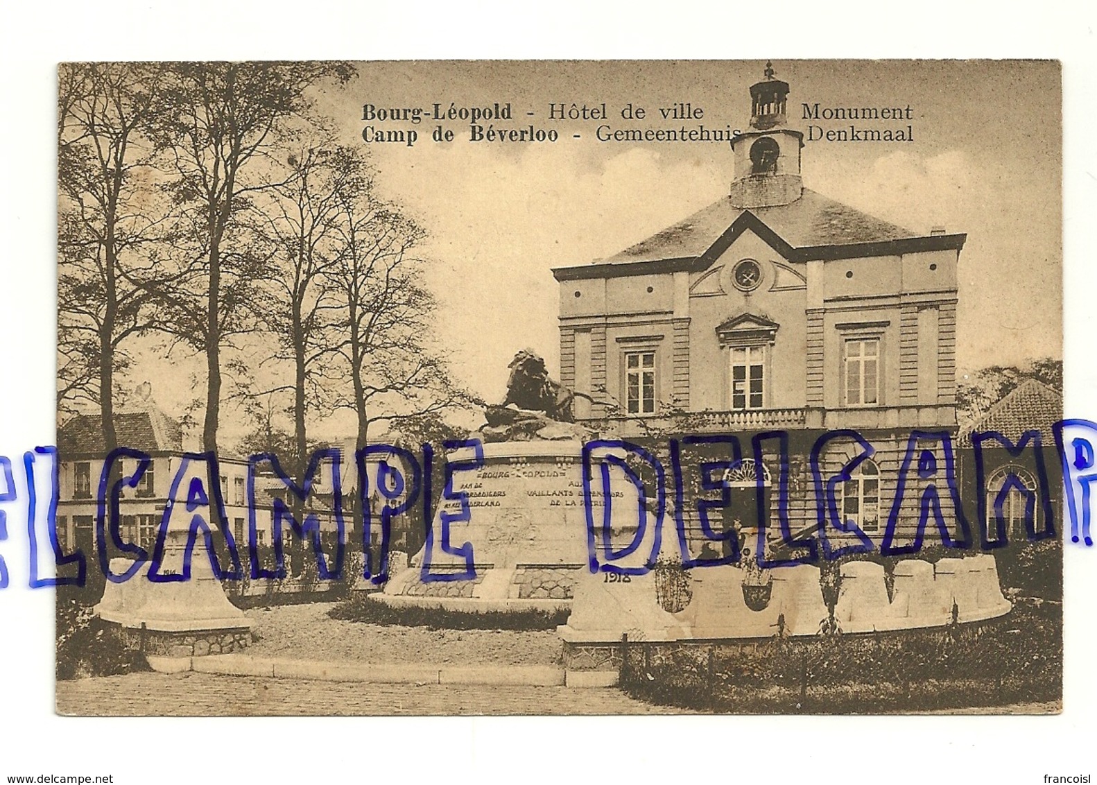 Bourg-Léopold. Camp De Beverloo. Hôtel De Ville Et Monument. Gemeentehuis En Denkmaal. 1929. Edit. Loosvelt-Adeline - Leopoldsburg (Camp De Beverloo)