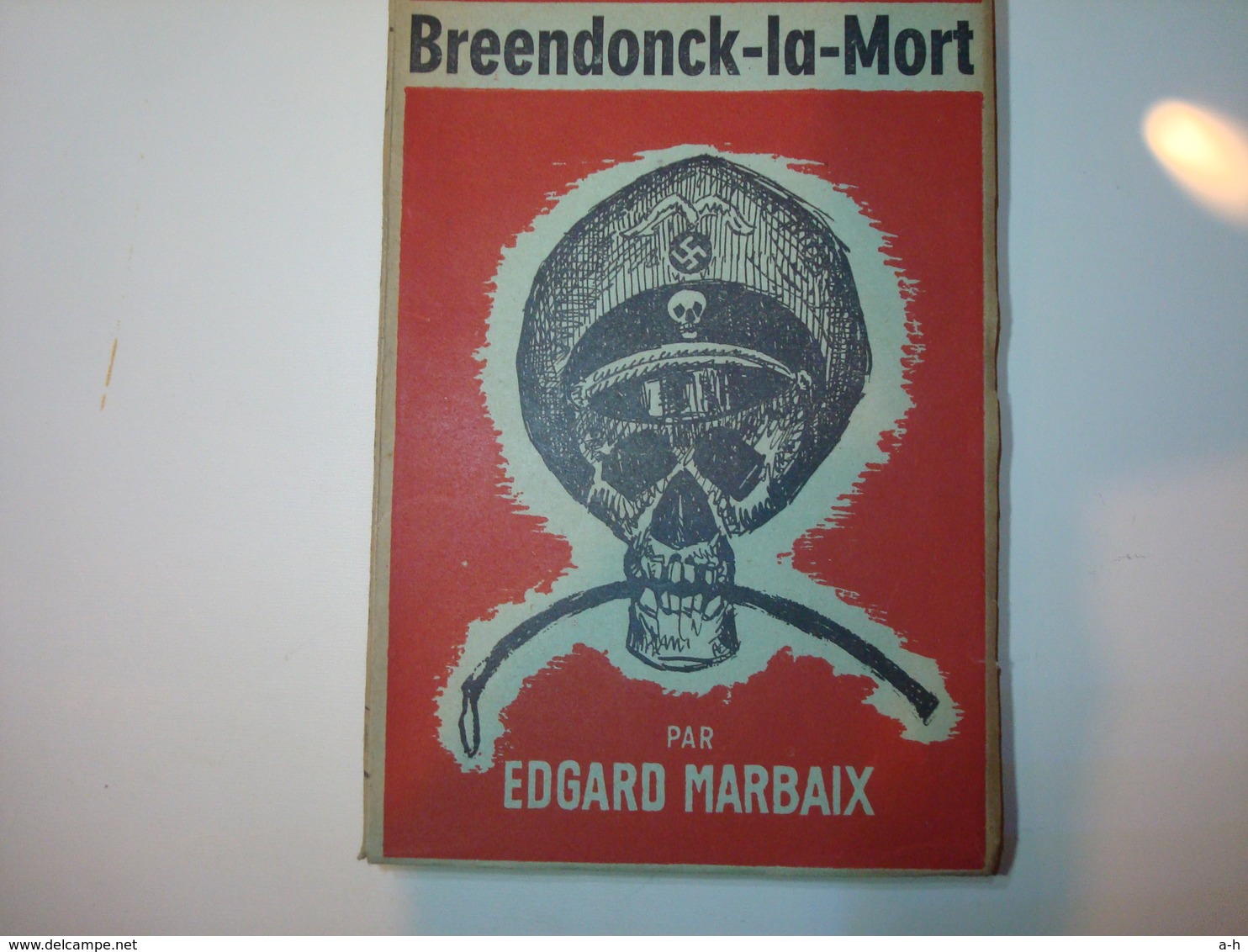 2 livres témoins sur les atrocités commises à breendonk