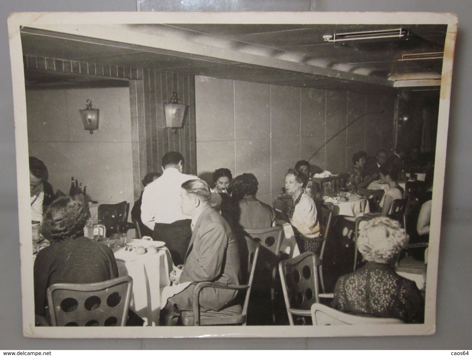 AL RISTORANTE  FOTO  B/N VINTAGE - Anonyme Personen