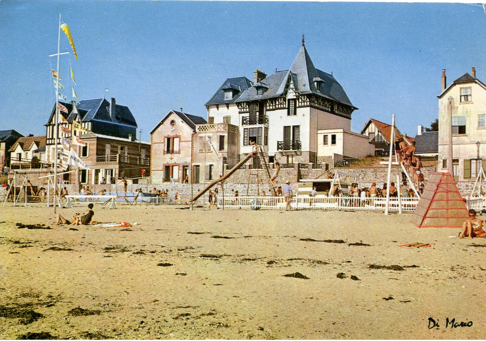 50 - COUTAINVILLE - Jeux De Plage - Other & Unclassified