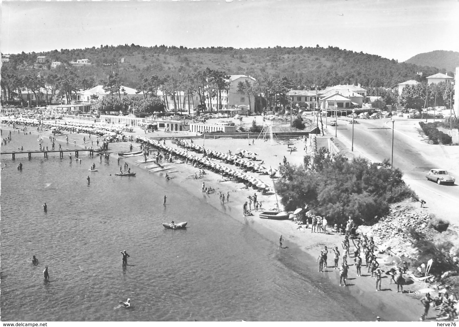 CAVALAIRE SUR MER - La Plage - Vue Aérienne - CPSM Grand Format - Cavalaire-sur-Mer