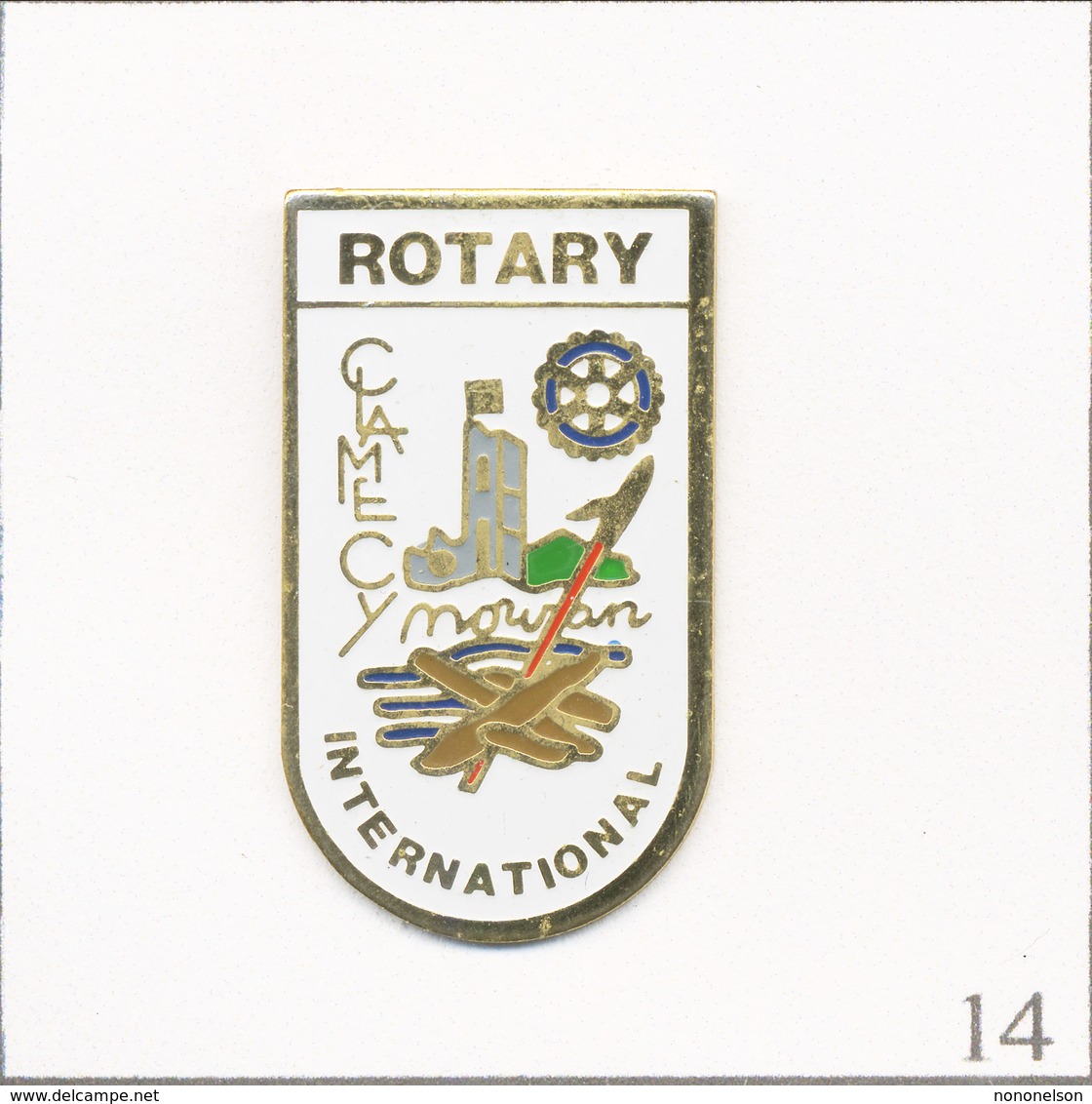 Pin's Association - Rotary Club De Clamecy (58). Estampillé Fascinum. Métal Peint. T639-14 - Associations