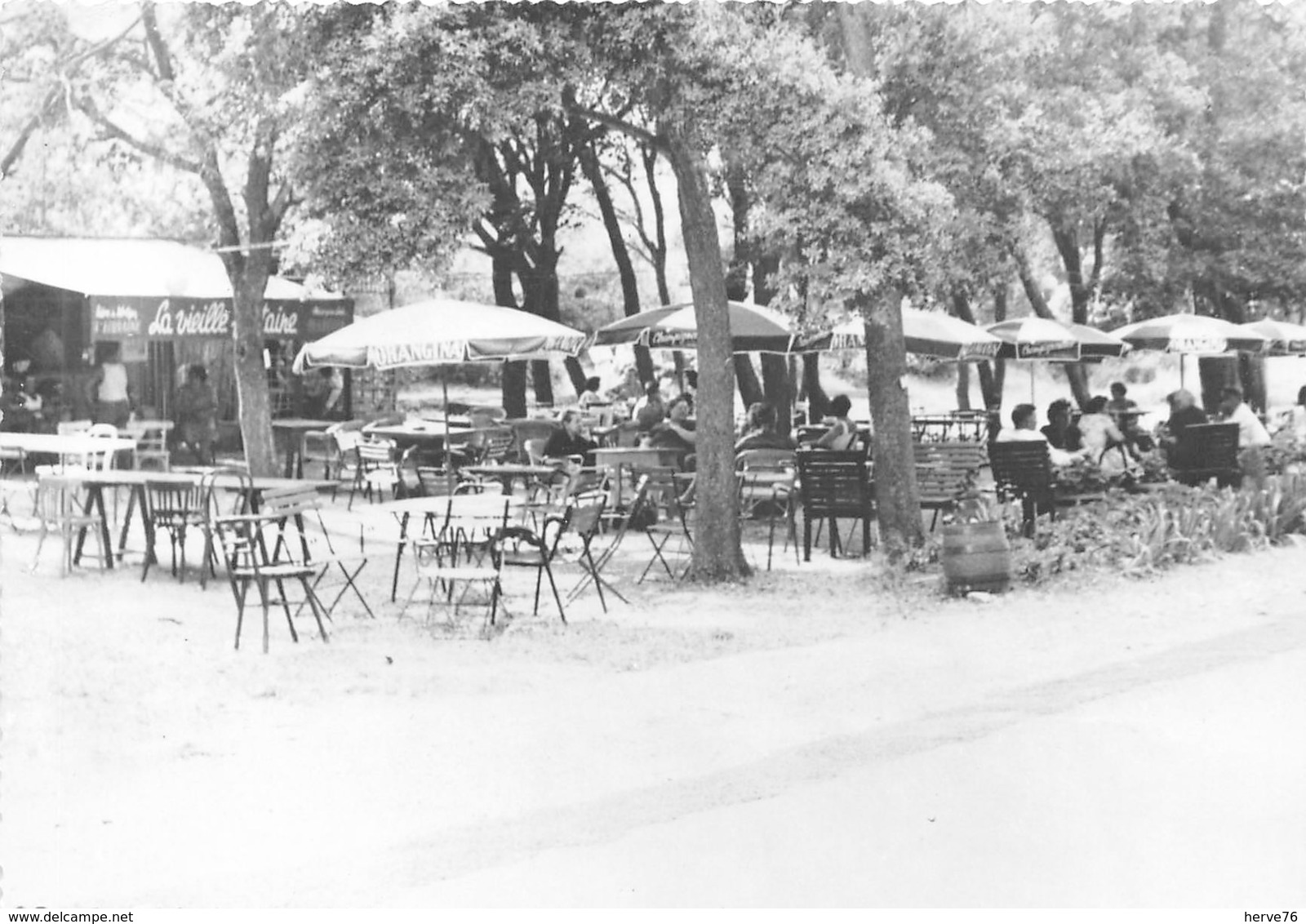 BOUC BEL AIR - Bar, Restaurant "La Vieille Fontaine" - CPSM Grand Format - Autres & Non Classés