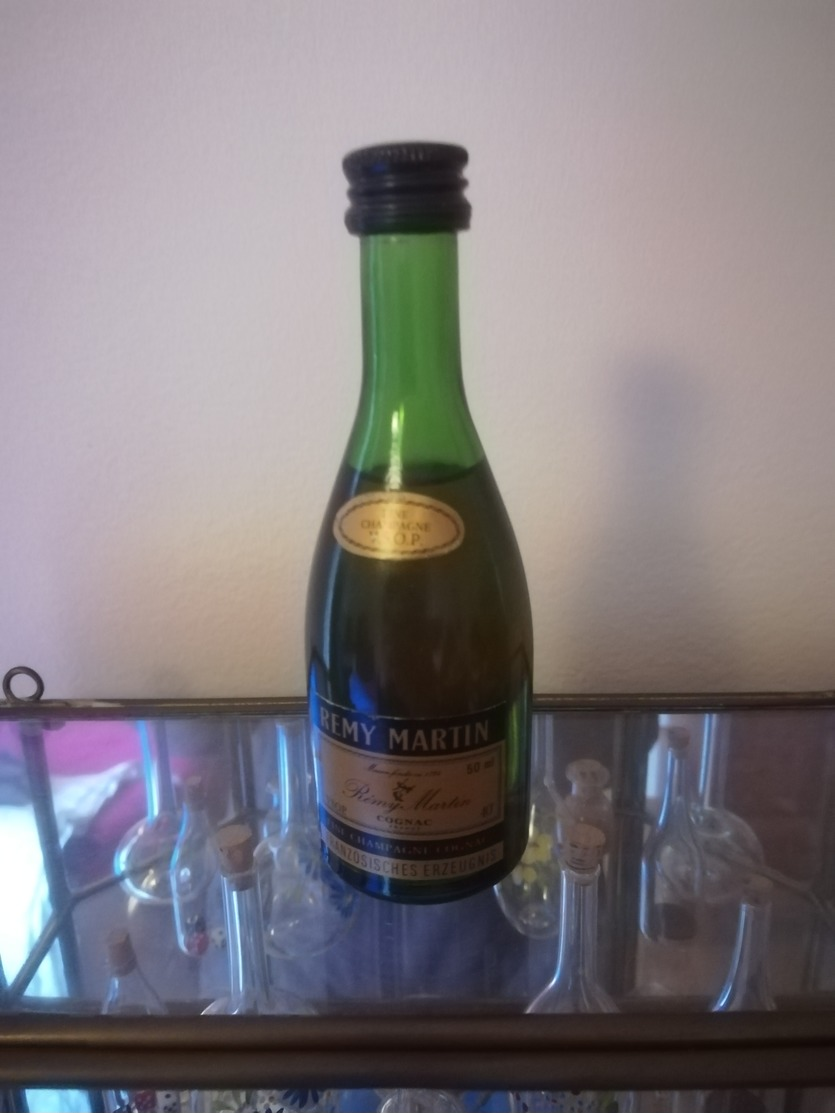 MIGNONNETTE ANCIENNE - COGNAC REMY MARTIN - FINE CHAMPAGNE VSOP - EXPORT RFA - Mignonnettes