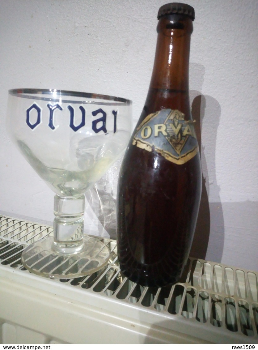 Ensemble Verre A Bière Orval émaillée + Ancienne Bouteille D'Orval Pleine - Verres