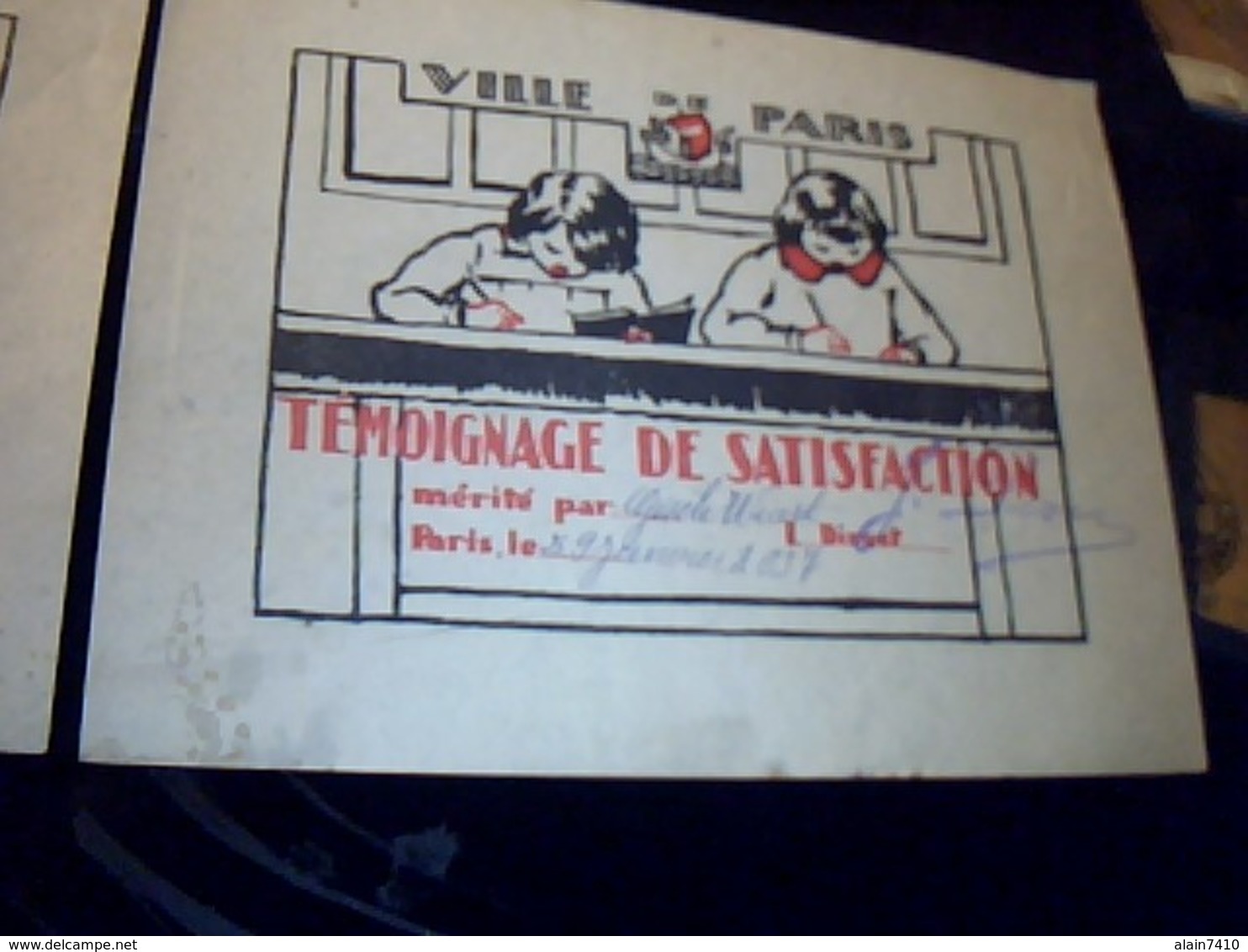 Scolaire Bon Point Ville De Paris  2  Bulletins De Satisfaction Identiques Annee 1937 - Autres & Non Classés