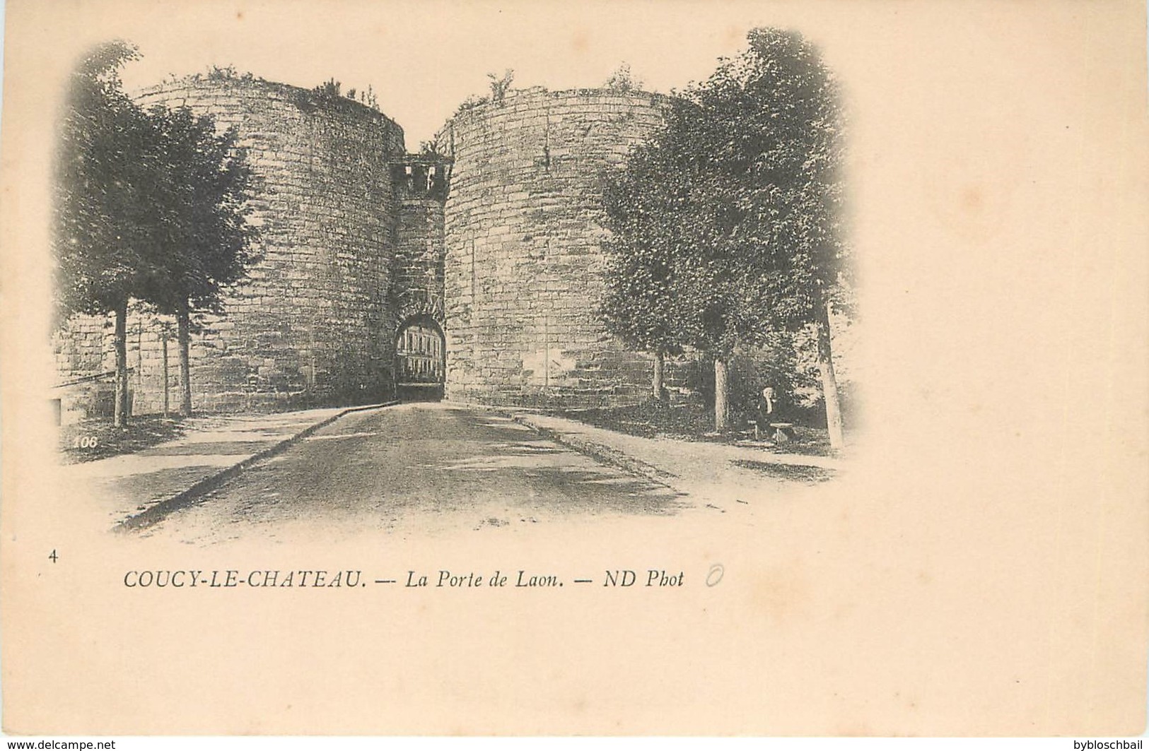 CPA 02 Aisne Chateau De Coucy Lot 4 Cartes Précurseur Couchant Levant Donjon Porte De Laon - Other & Unclassified