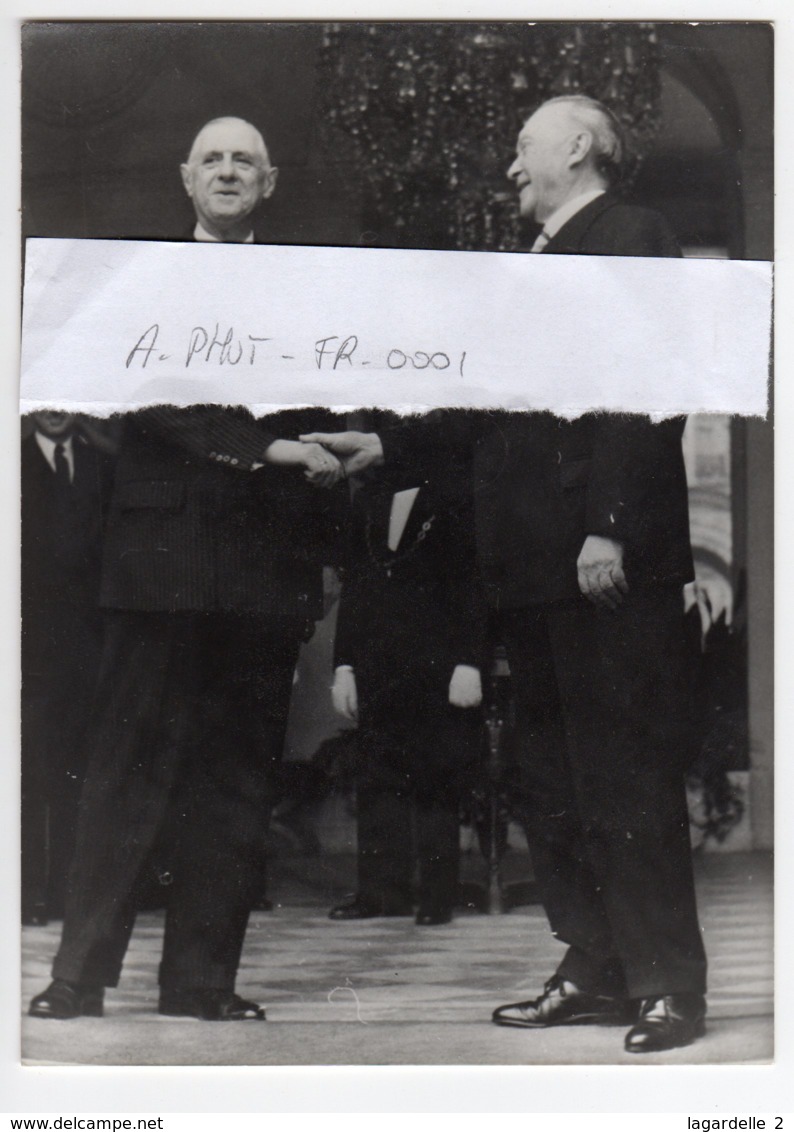 Charles De Gaulle  Conrad Adenauer 01/12/1959 Palais De L'Elysée Photo Orginale Presse Keystone - Personnes Identifiées