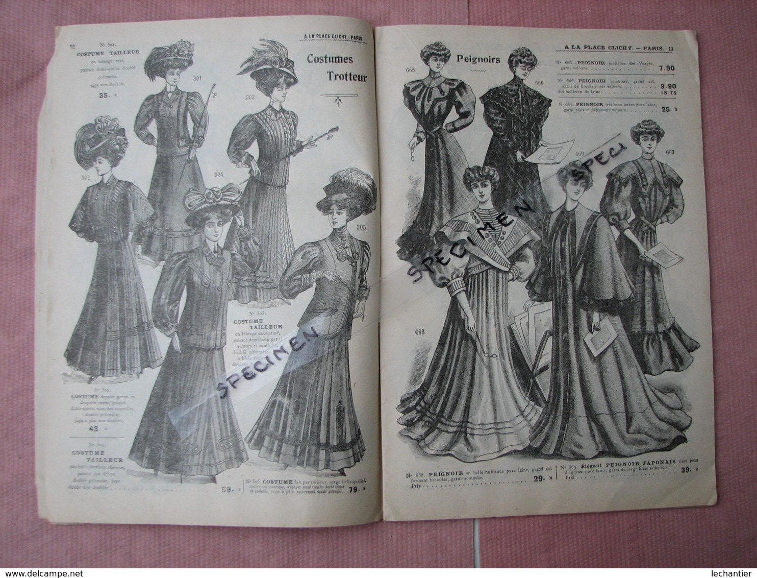 A La Place Clichy Hiver 1907/08 Vetements, Chapeaux, Chaussures, 64 Pages + 2 Pages Echantillons - Textile & Vestimentaire