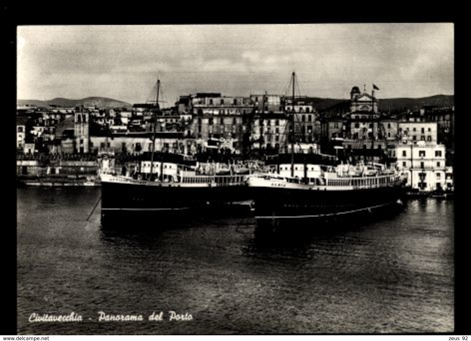 T1339 CIVITAVECCHIA - VEDUTA DEL PORTO - SERIE CIVITAVECCHI ANNI '30 - MOTONAVI OLBIA E ATTILIO DEFENU B\N - Civitavecchia