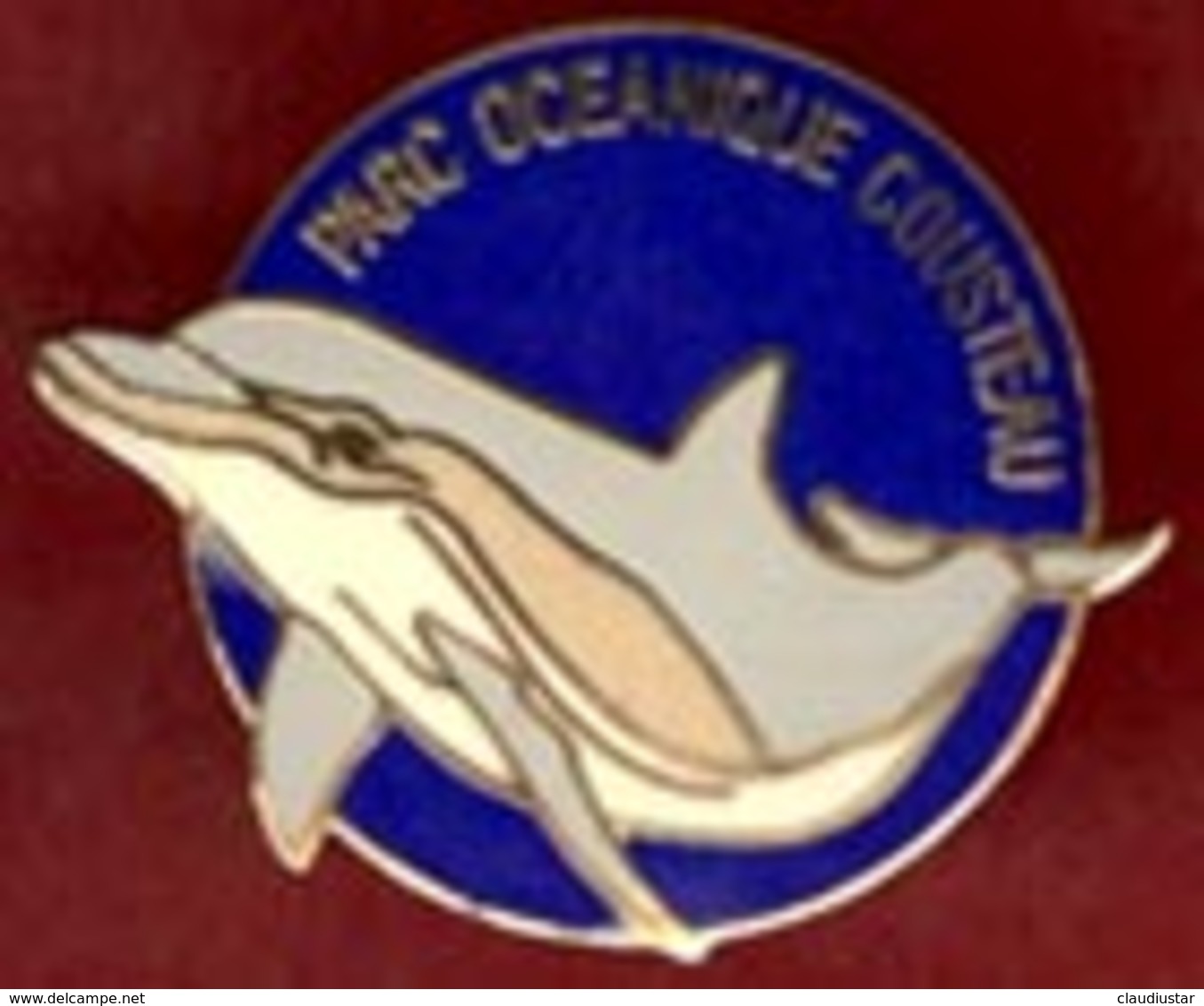 ** LOT  2  PIN' S  COUSTEAU  +  MEDAILLE  ** - Animaux