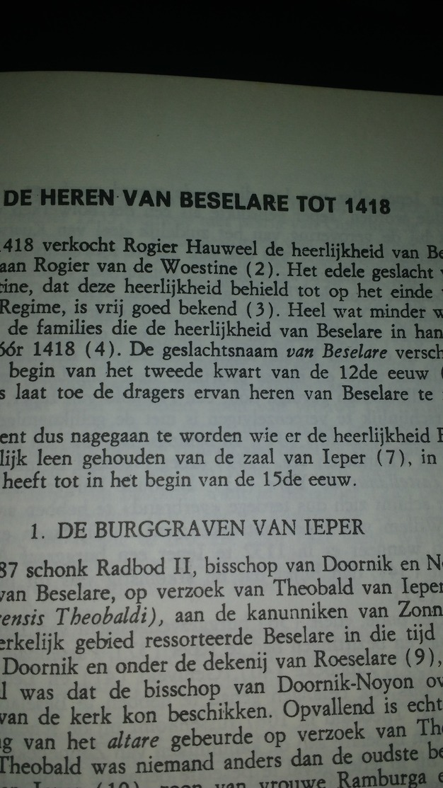 Publicatie DE HEREN VAN BESELARE TOT 1418 - Collections