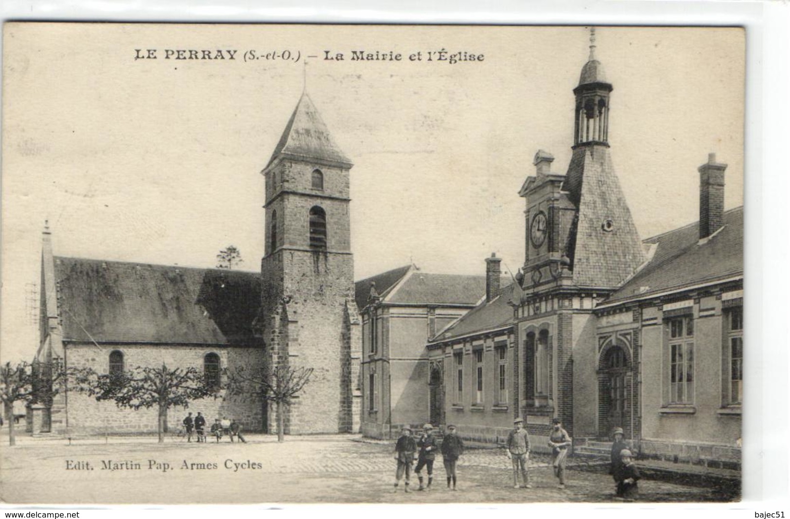 1 Cpa Le Perray - La Mairie Et L'église - Le Perray En Yvelines