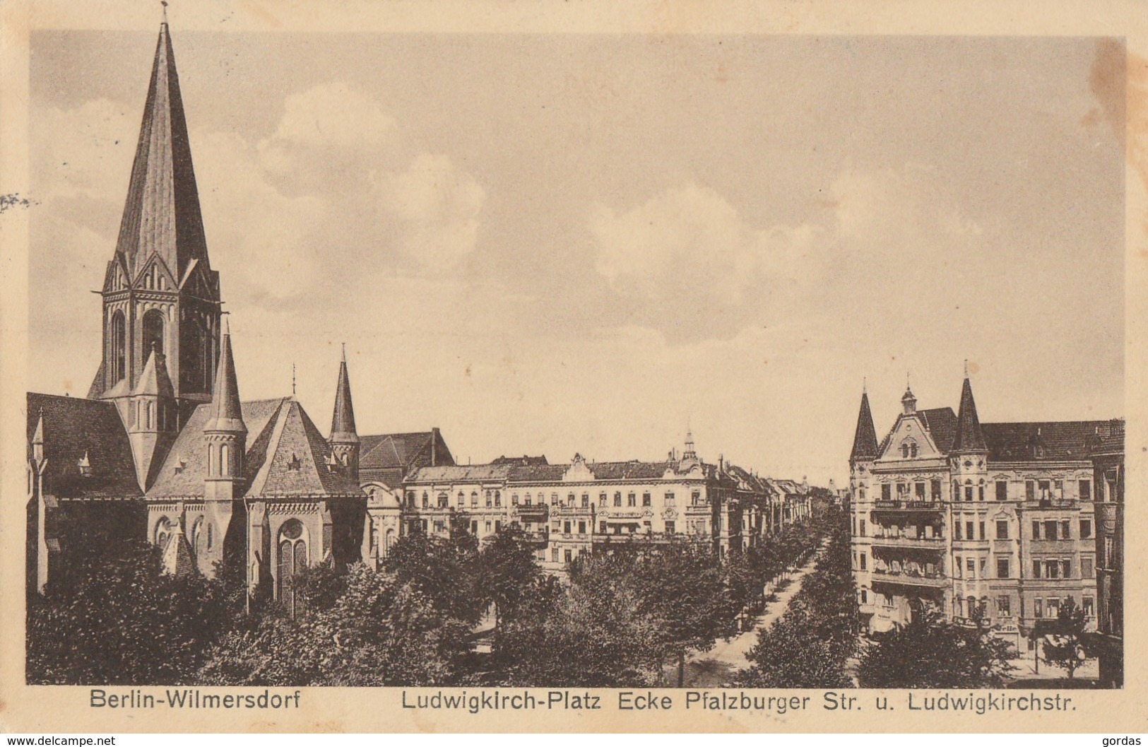 Germany - Berlin - Wilmersdorf - Ludwigkirche Platz - Wilmersdorf