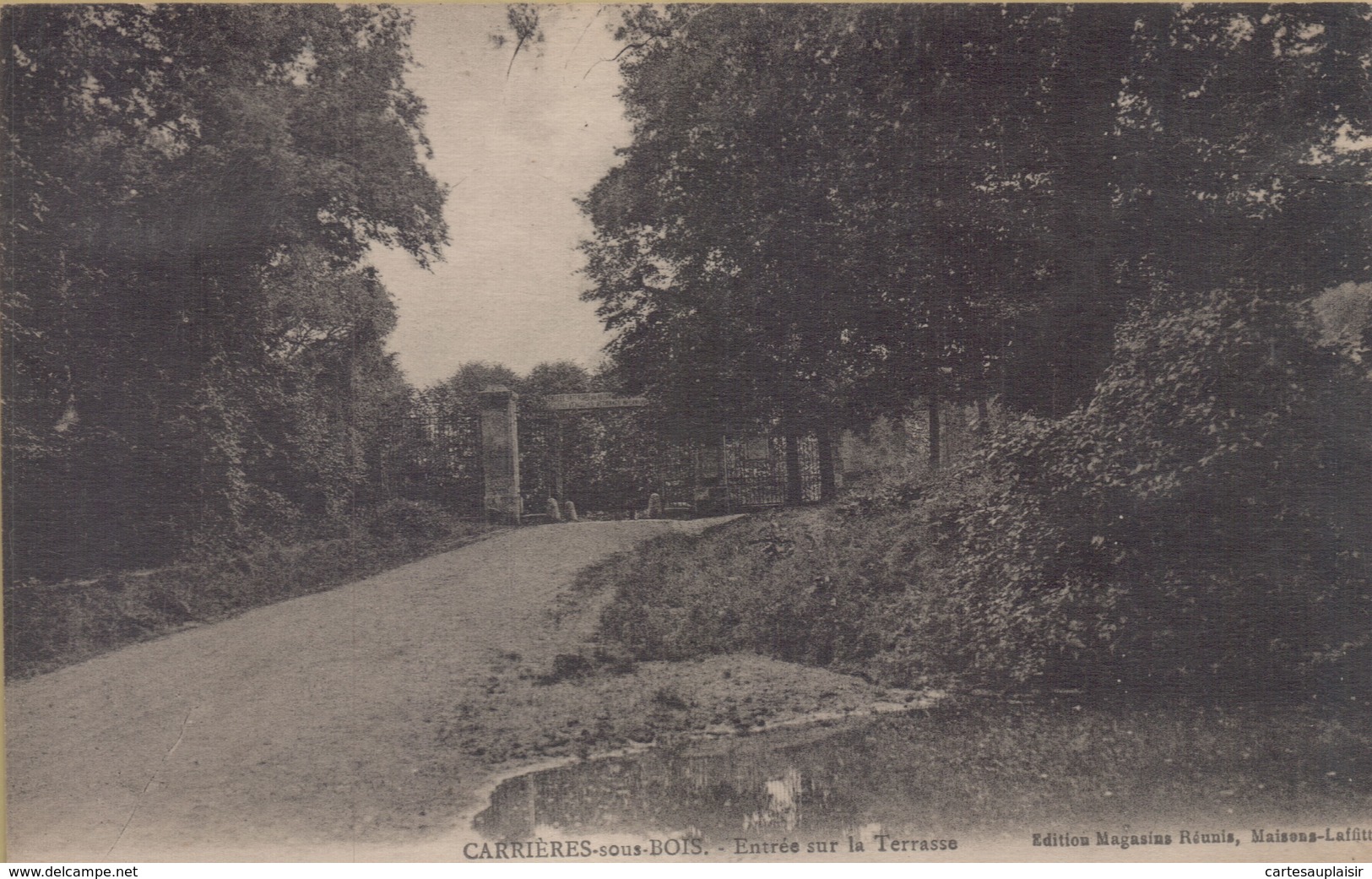 Carrières-sous-Bois : Entrée Sur La Terrasse - Sonstige & Ohne Zuordnung