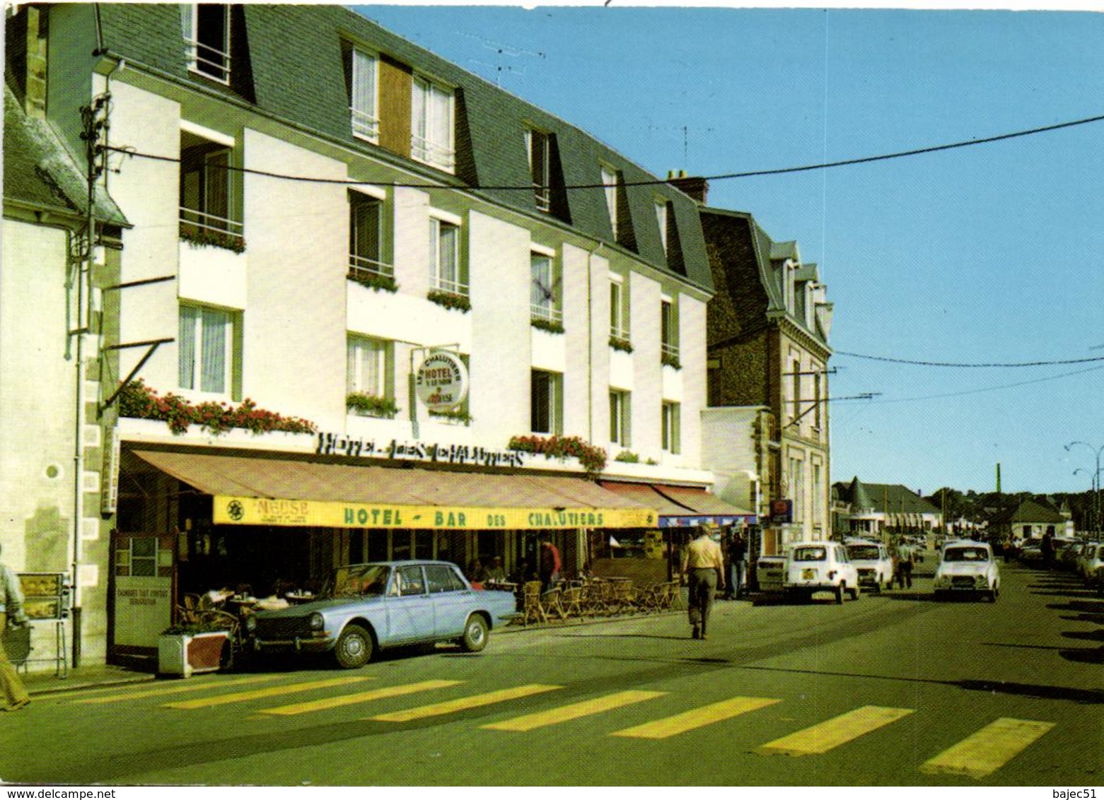 1 Cpsm Paimpol - Bar Hôtel Des Chalutiers - Paimpol