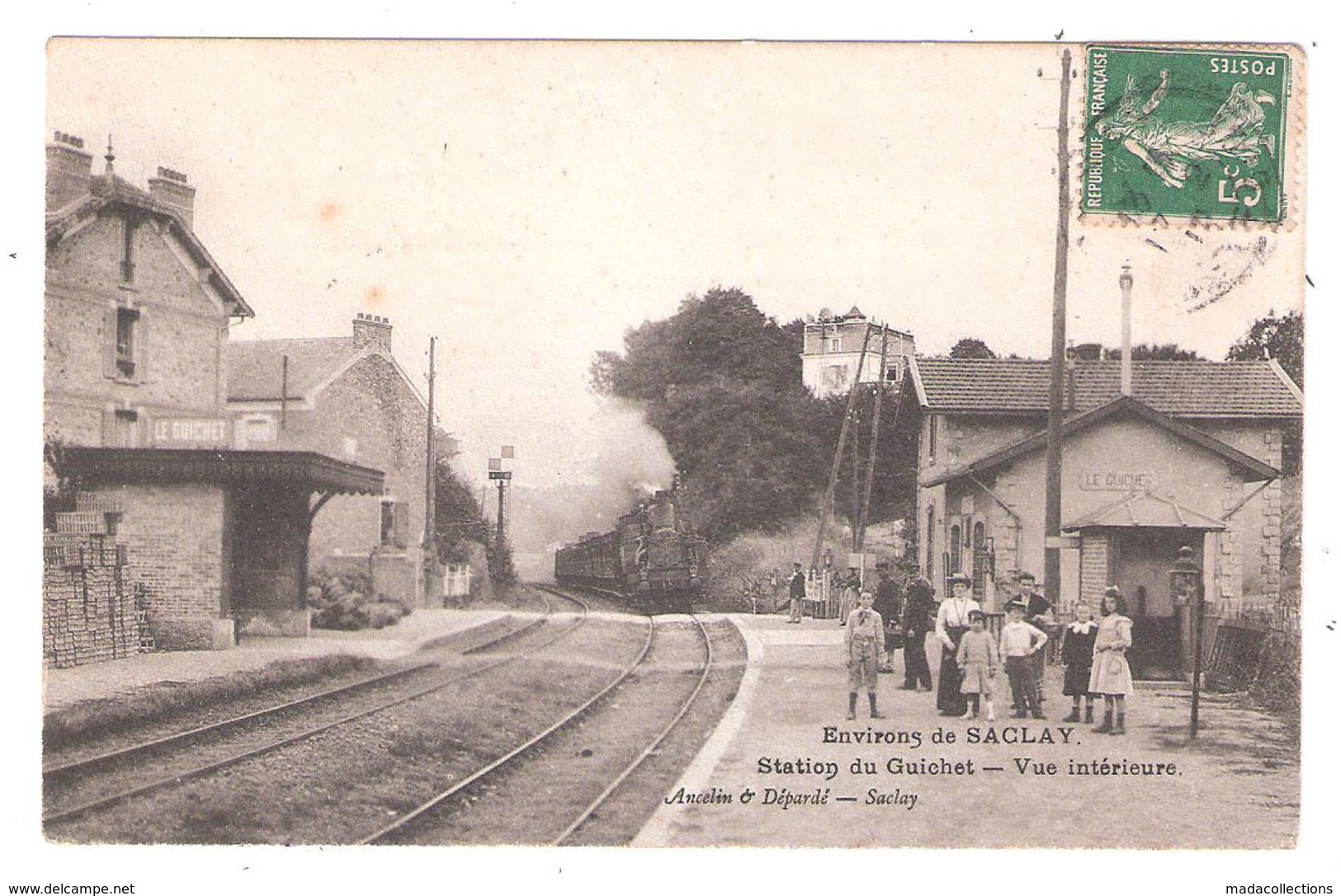 Orsay  (  (91 - Essonne ) Station Du Guichet  - Arrivée Du Train - Environs De Saclay (91) - Orsay