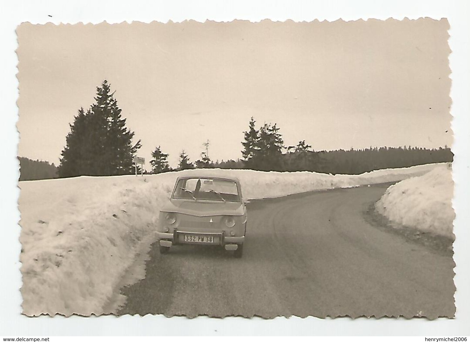 Photographie 38 Isère Auto Voiture Renault Col De Lachaux 1966 Photo 8,5x12,5 Cm - Cars