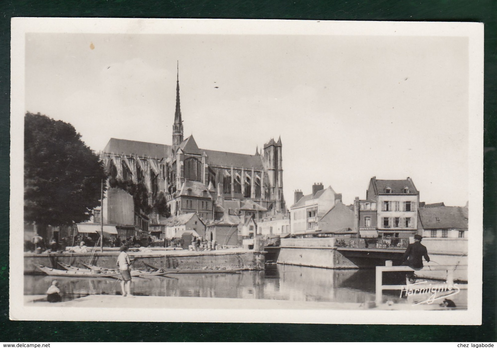 CP (80) Amiens - Cathédrale Et Pont Dodane - Amiens
