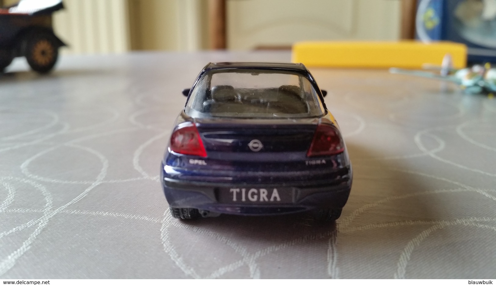 SCHUCO OPEL TIGRA A Coupe 1:43, Blue Metallic - Schuco