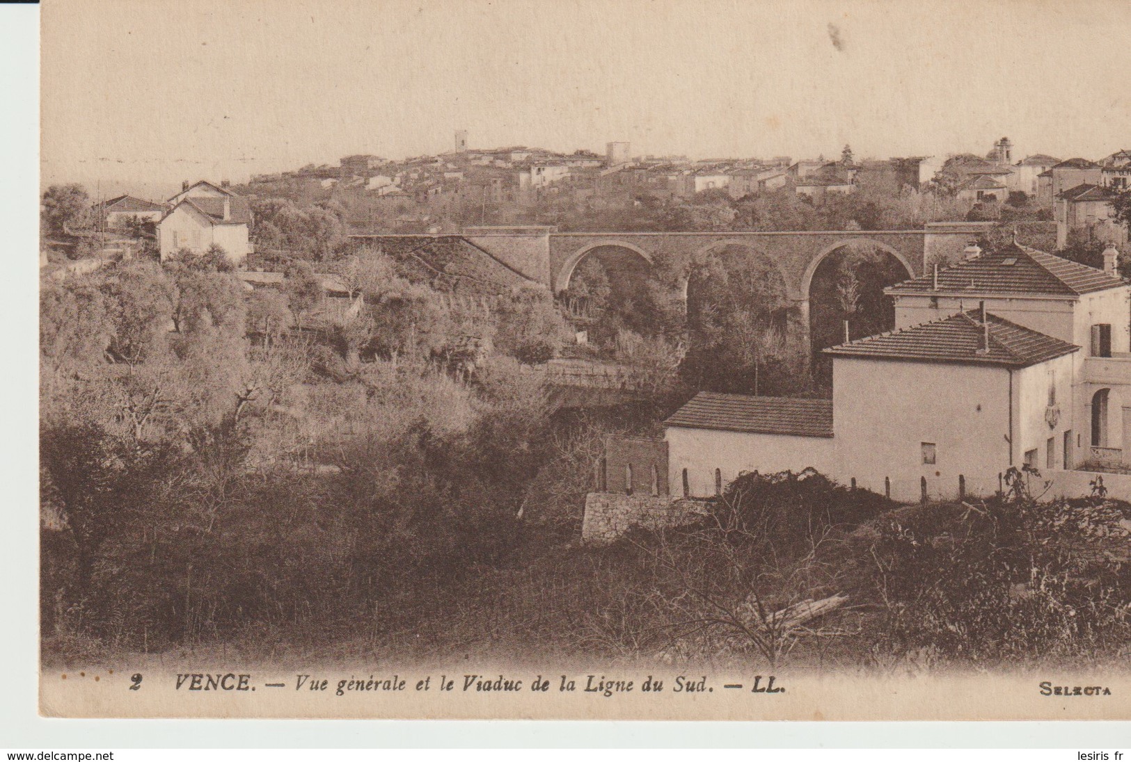 CPA -  VENCE - VUE GÉNÉRALE ET LE VIADUCDE LA LIGNE DU SUD - L. L - 2 - Vence