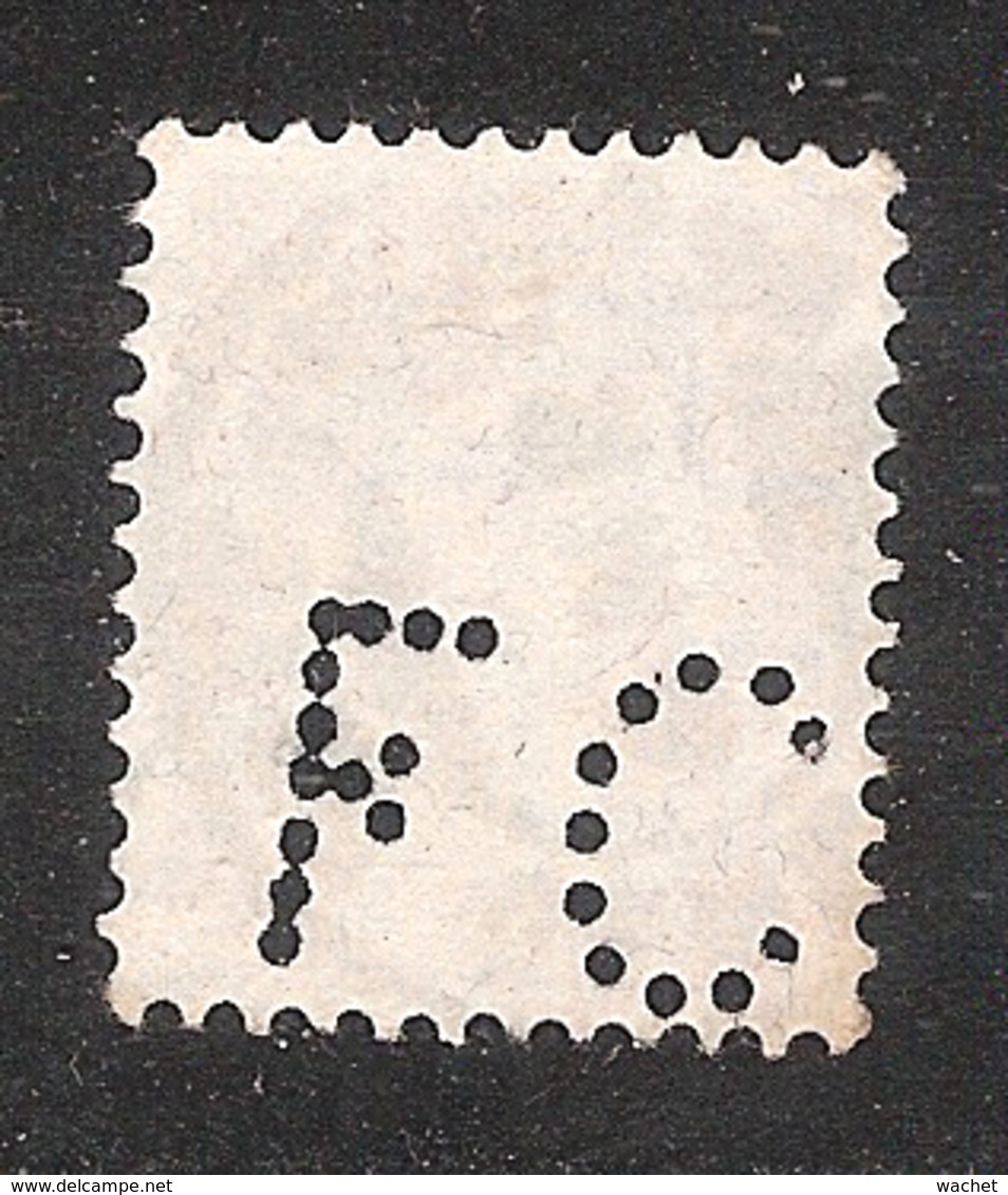 Perfin/perforé/lochung Switzerland No 105  TYPE II 1908-1933 - Hélvetie Assise Avec épée  FC - Perfins