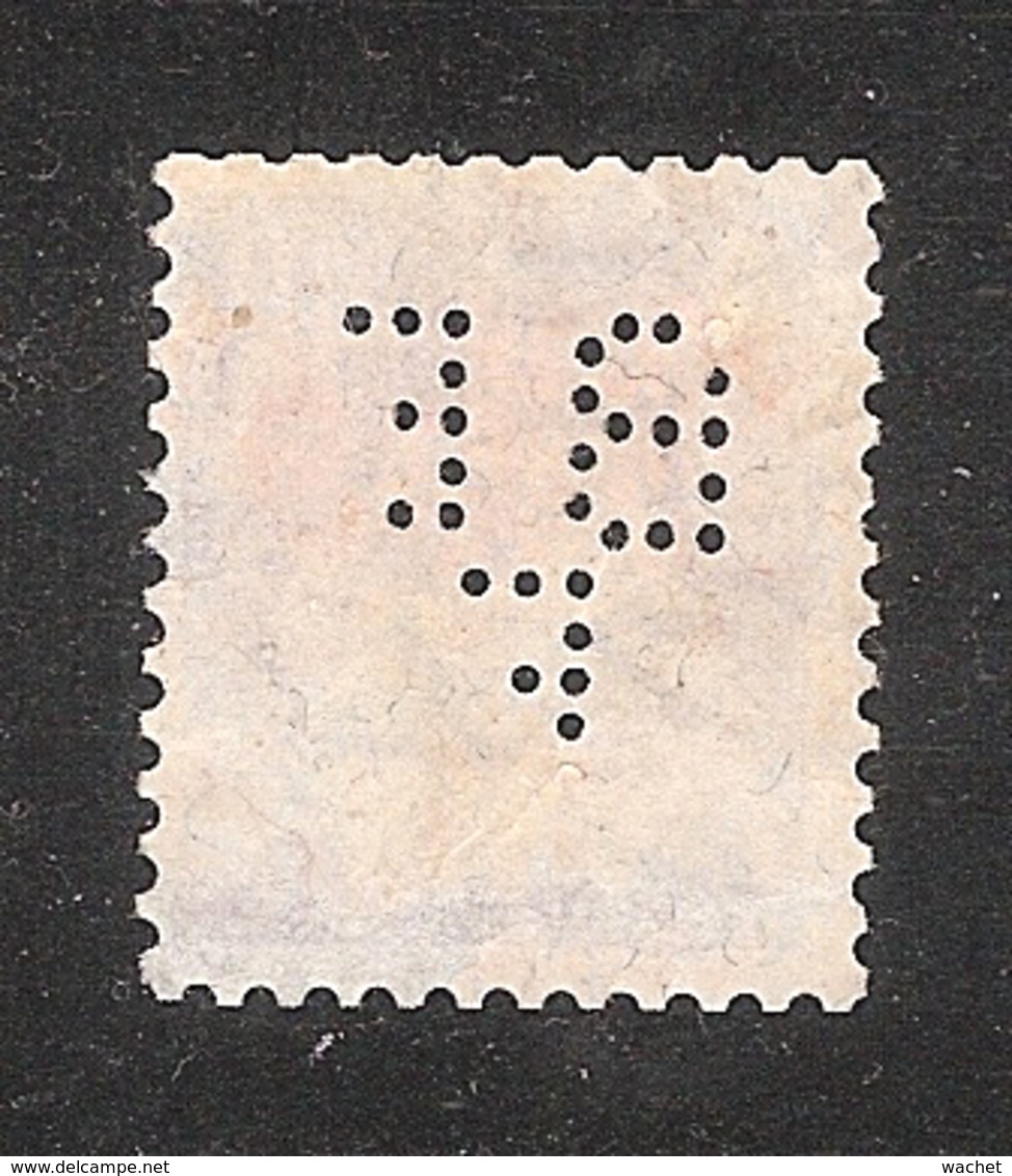 Perfin/perforé/lochung Switzerland No 102 TYPE II 1908-1933 - Hélvetie Assise Avec épée  BE F - Perfins