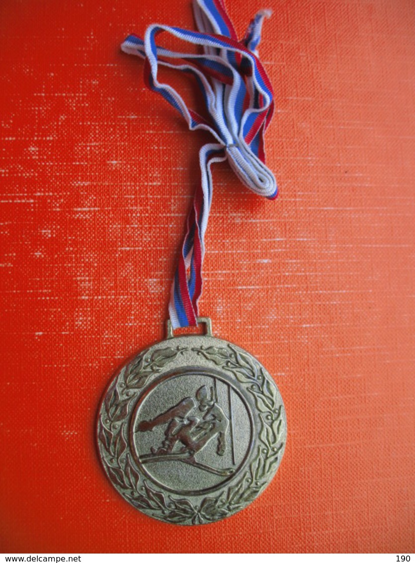 Skiing Medal JUGOSLAVIJA(SLOVENIJA).Javornik - Sports D'hiver