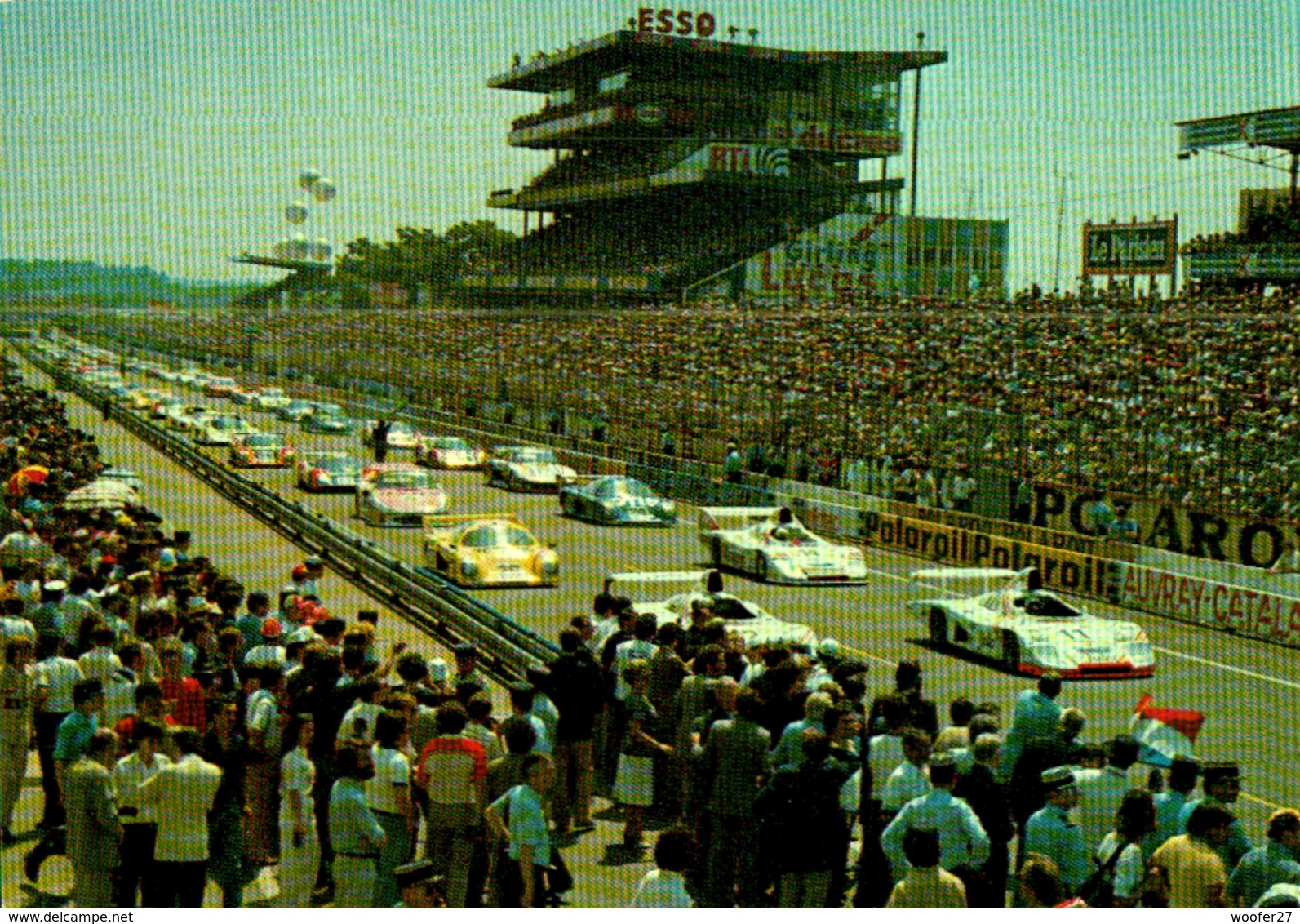 LES 24 HEURES DU MANS , Course Automobile , Le Départ Des Bolides - Le Mans