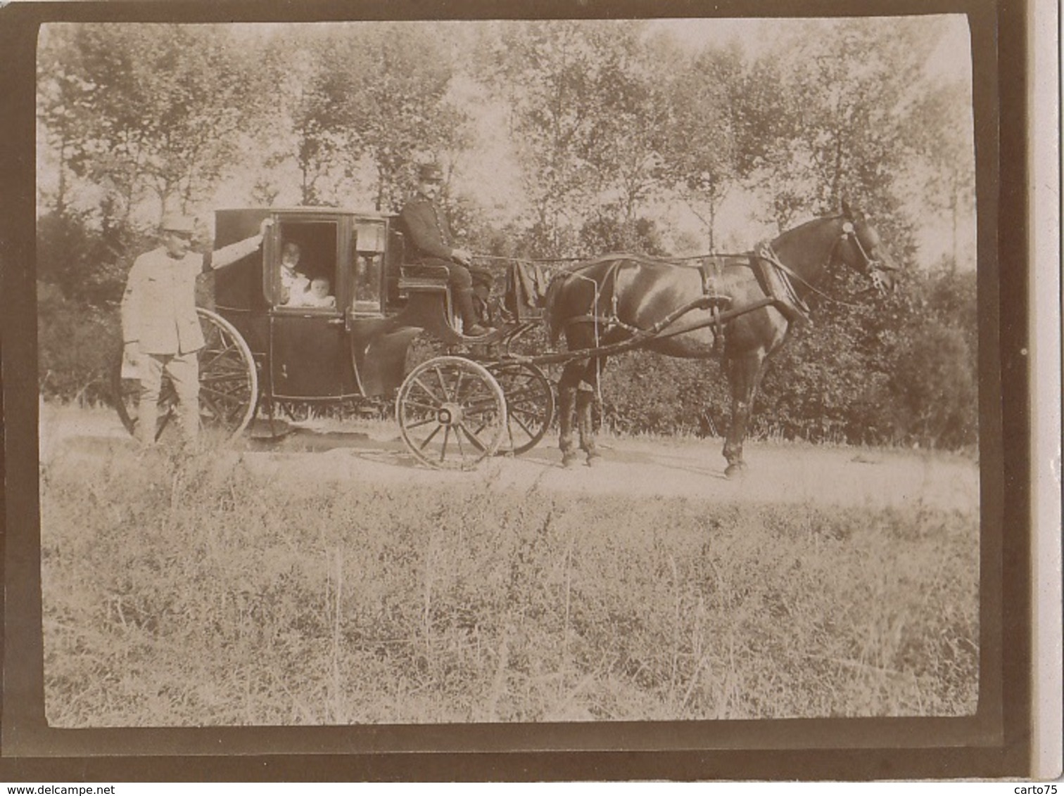 Transports - Attelage Voiture Calèche Cheval - Cocher Militaire - Photographie - 1915 - Otros & Sin Clasificación