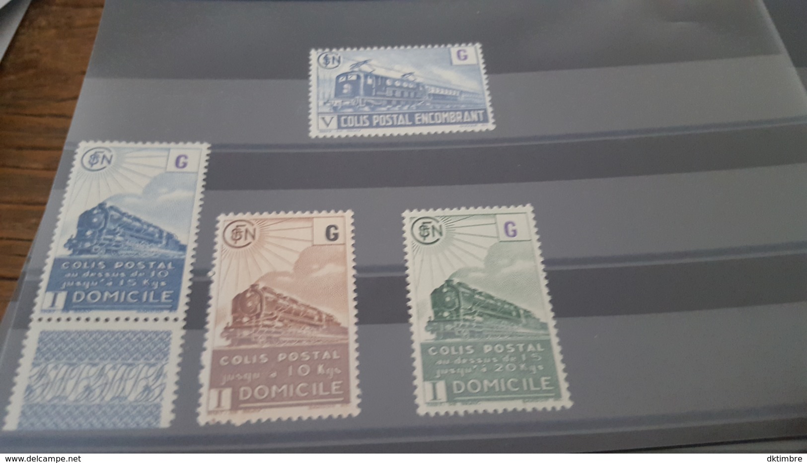 LOT 435028 TIMBRE DE FRANCE NEUF* - Mint/Hinged